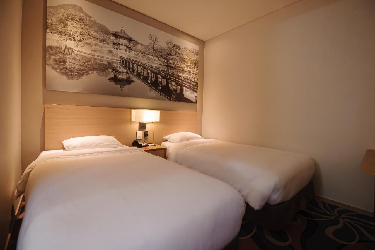 Travelodge Myeongdong Euljiro Seul Exterior foto